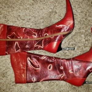 Knee high women's boots